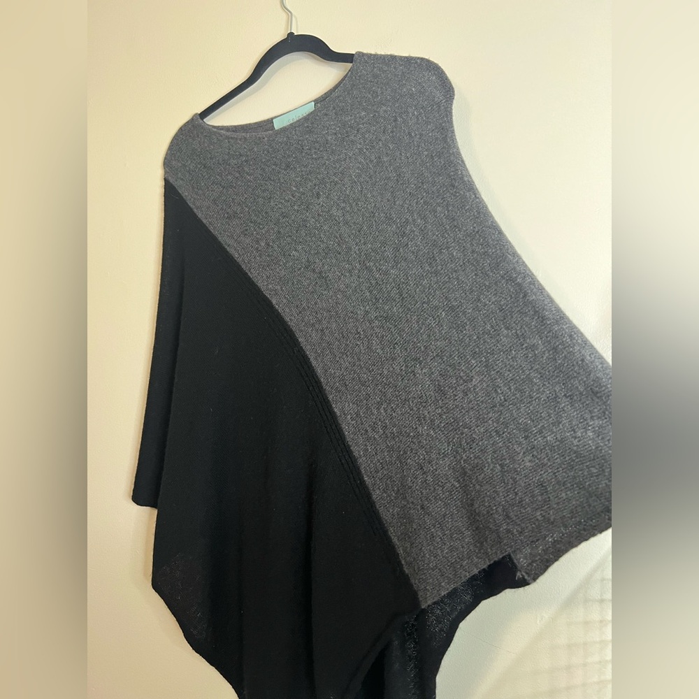Celeste Wool Cashmere‎ Colorblock Poncho Black Gray Asymmetrical OS - Picture 2 of 4